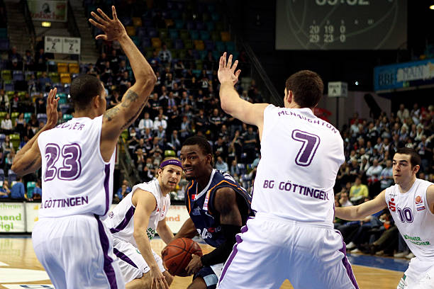 的战术多变 的战术多变