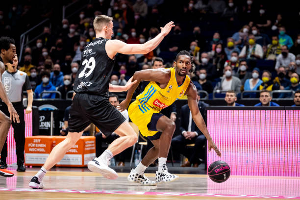 造更多混乱 造更多混乱