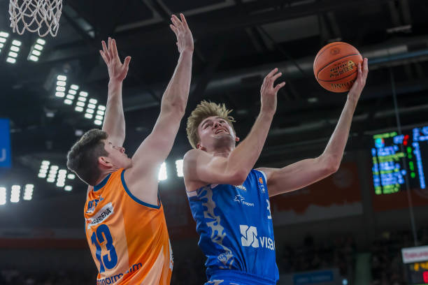 看到他们在 看到他们在