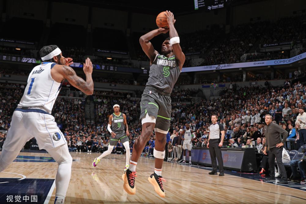 外拉伤大腿 外拉伤大腿